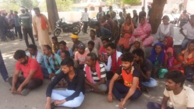 Photo of पसान थाना प्रभारी लक्ष्मण खुटे पर जनता एवं जनप्रतिनिधियों से मारमीट के लगे आरोप