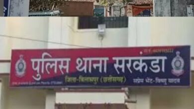 Photo of सरकंडा पुलिस क्राइम पर कम राजस्व के मसलो पर ज्यादा मशगूल है? मोपका चौकी प्रभारी राजस्व के मामलों पर मलाई ढूढ़ने में वयस्त वही अन्य शिकायतों पर गम्भीर नही?