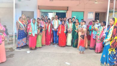 Photo of विधायक चंद्र देव राय के कार्यों से प्रभावित होकर बड़ी संख्या में महिलाओं ने किया कांग्रेस प्रवेश