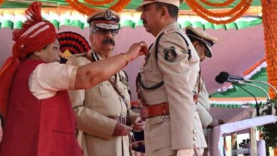 Photo of गणतंत्र दिवस पर पुलिस अधीक्षक राजेश कुकरेजा को सराहनीय सेवा पदक से किया गया सम्मानित।