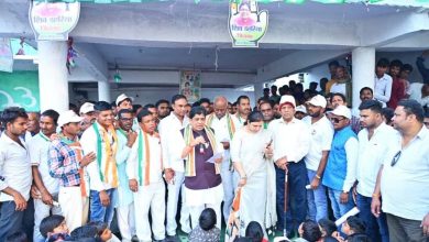 Photo of कांग्रेस प्रत्याशी मंत्री डॉ शिवकुमार डहरिया का धुआंधार जनसंपर्क जारी..