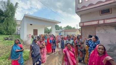 Photo of ग्राम पंचायत चंदाई में महिलाओं का शराब के खिलाफ मोर्चा — सरपंच समुंद बाई खूंटे की अगुवाई में निकाली गई पदयात्रा, पुलिस प्रशासन से लगाई गुहार